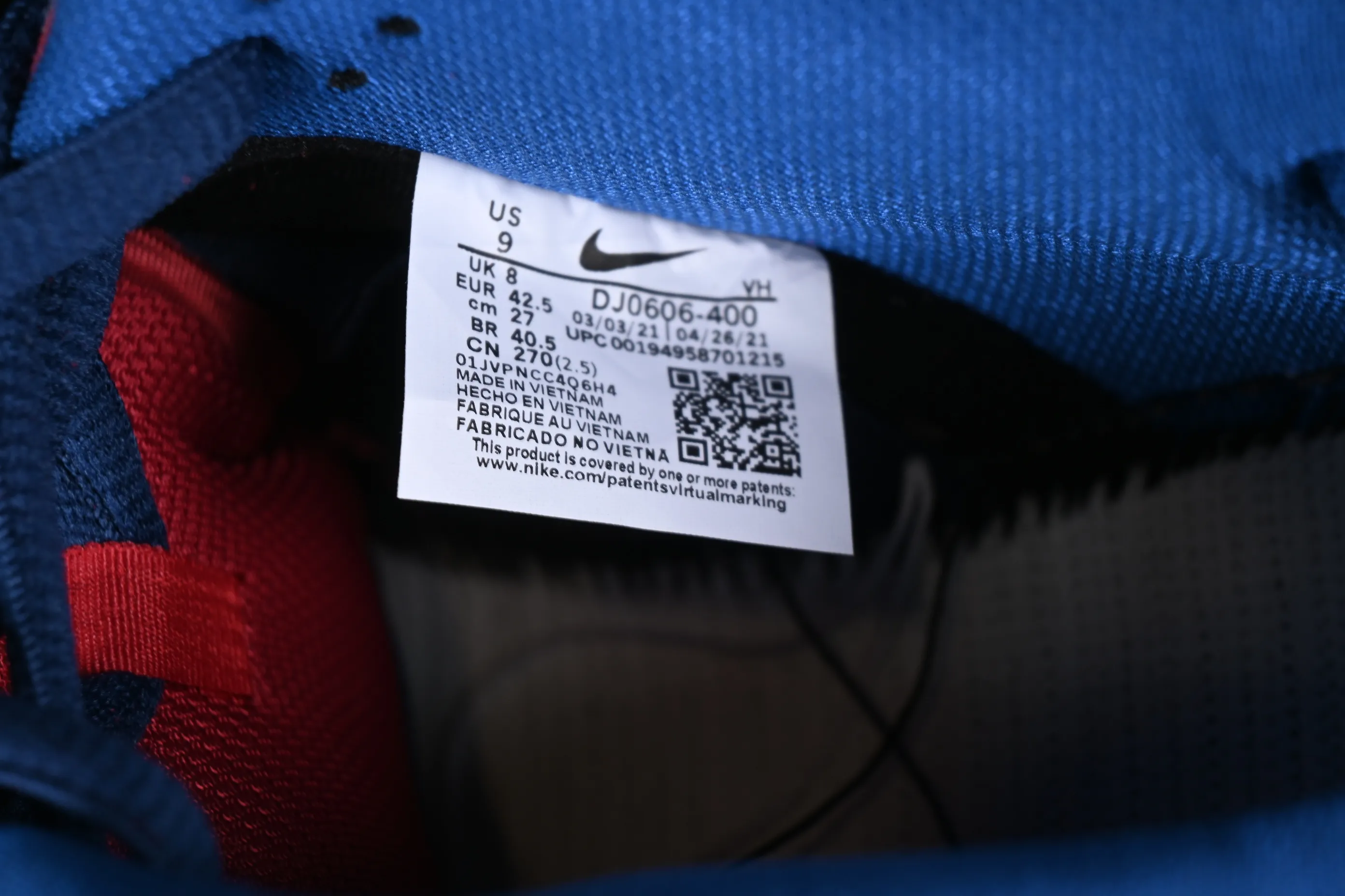 All categories Nk SB Dunk series Nk SB Dunk Low low-top skate shoes J version Nk SB Dunk Low "Barcelona" Barcelona dress color Dunk series retro low-top skate shoes DJ0606-400